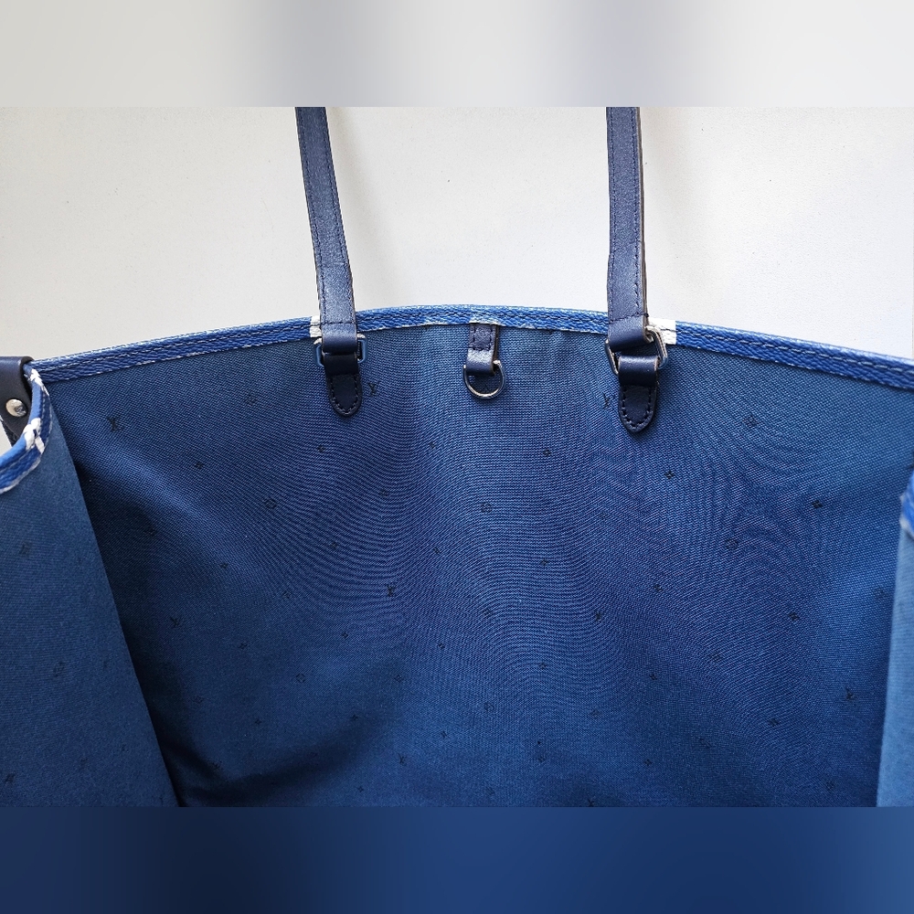 Louis Vuitton Blue Escale Limited Edition Onthego GM - Picture 13 of 15